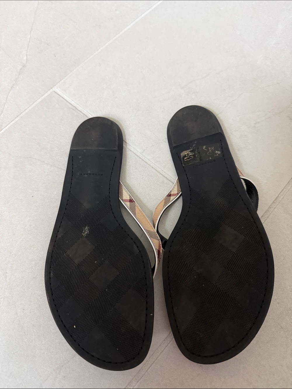 Burberry Black Footbed Thong Sandals with Beige Check Straps and Gold Buckles - Picture 2 of 2